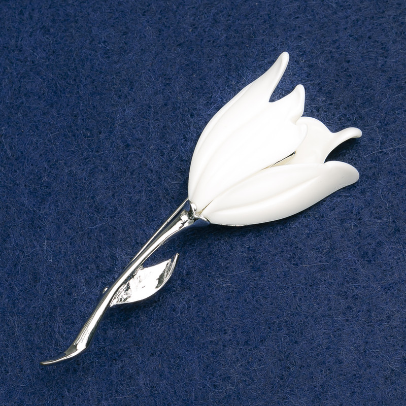 Flower Brooch, white enamel, silver metal 27x72mm
