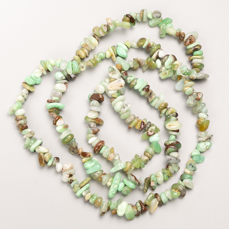 Chrysoprase Natural Stone Beads on Thread, chip, 7x3mm ±, length 80cm ±
