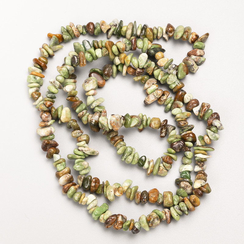 Green Jasper Natural Stone Chip on Thread Beads 7×3 mm, 86 cm long