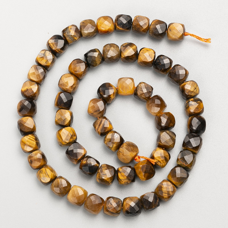 Tiger's Eye Beads natural stone faceted cube on thread, diameter 7 mm±, length 39 cm±