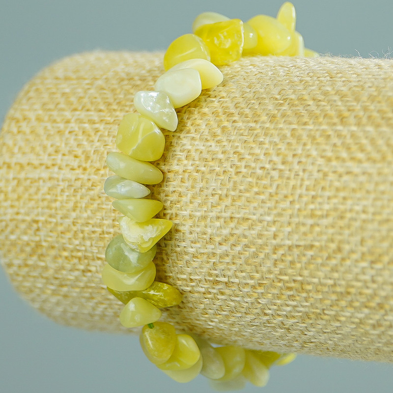 Jadeite Bracelet Natural Stone, chip d 7-10×3-5mm(±)mm, length 18cm (stretch)