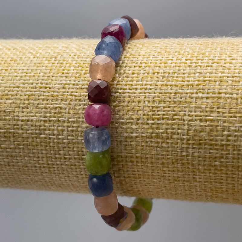 Bracelet Tourmaline natural stone faceted cube, diameter 7mm±, length 18cm (stretch)