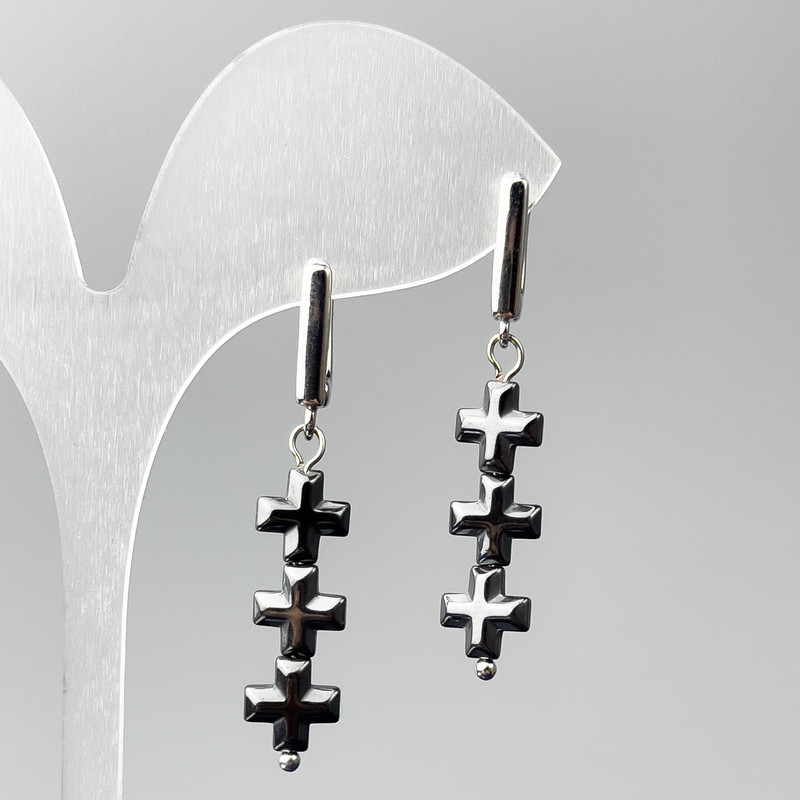 Hematite Crosses Earrings, diameter 8x26mm±, length 43mm
