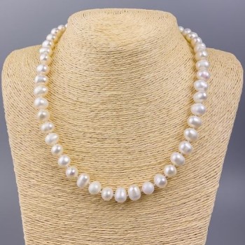 Necklace of Round Freshwater Pearls d 9-10mm, length 47 cm