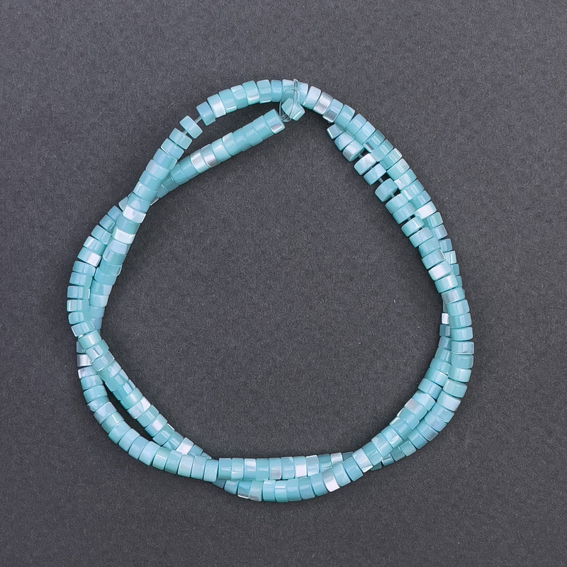 Toned blue mother-of-pearl beads, disc shape 4x2mm, 40cm long, on a thread