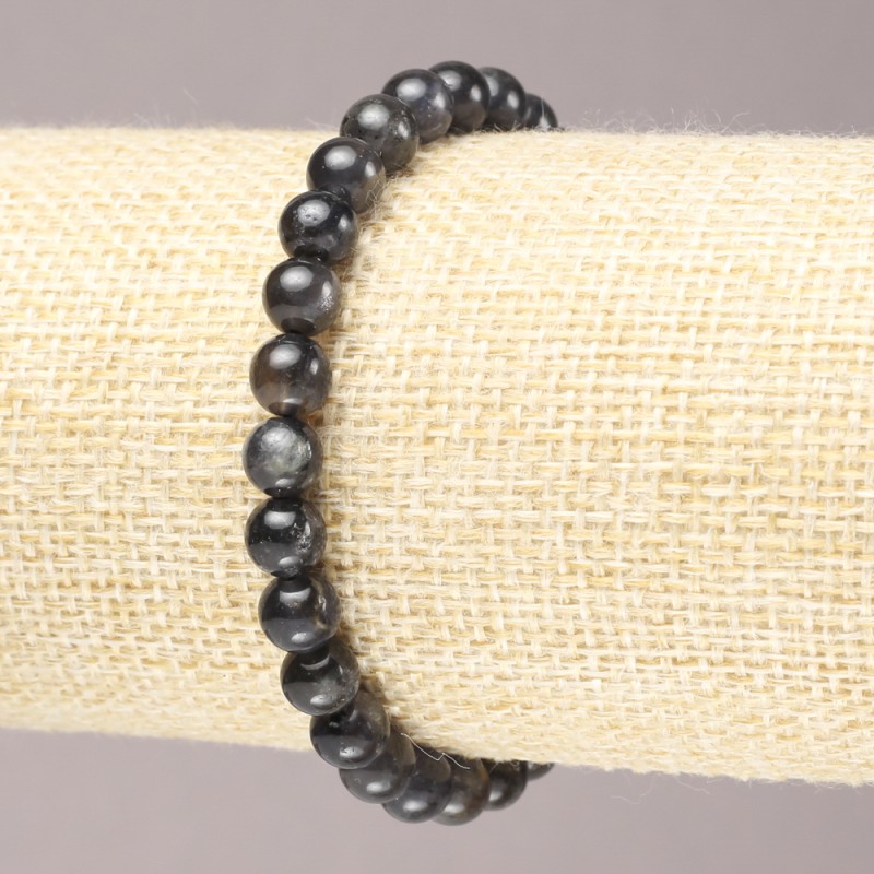 Elastic bracelet with natural iolite beads, smooth round bead diameter 6.5 mm