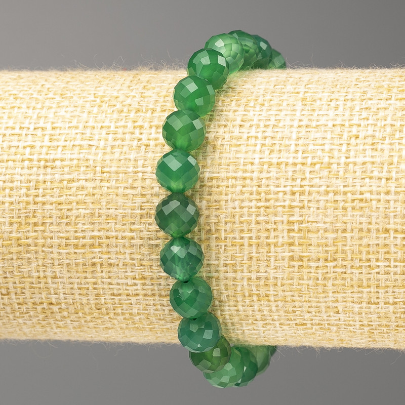 Bracelet with Natural Chrysoprase, faceted round beads, 8mm diameter, stretchy, 18 cm length