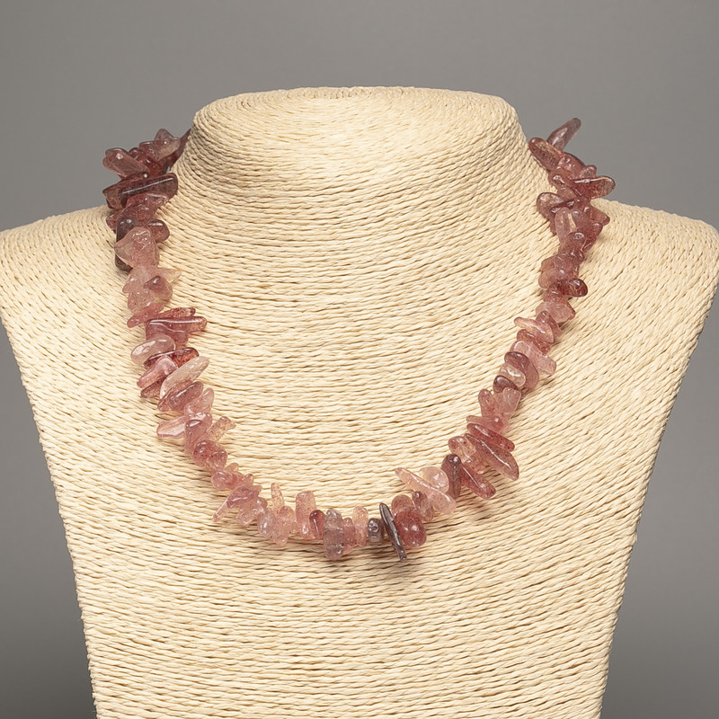 Natural Stone Necklace Strawberry Quartz Chip "Needle", diameter 15x4mm, length 48cm +