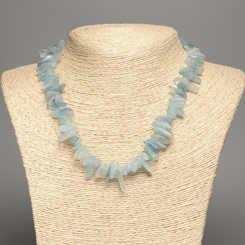 Necklace of natural aquamarine small shard "needle", diameter 16x6 mm, length 48 cm +