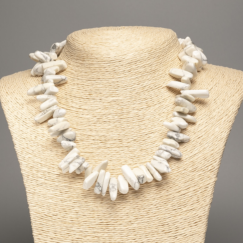 Natural Stone Necklace Chalcedony Chip "Needle", diameter 20x8mm, length 48cm +