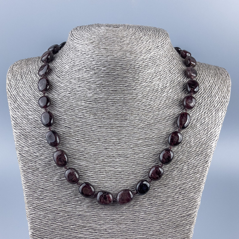 Necklace of natural garnet, faceted, dimensions 15×11×7 mm ±, length 45 cm ±