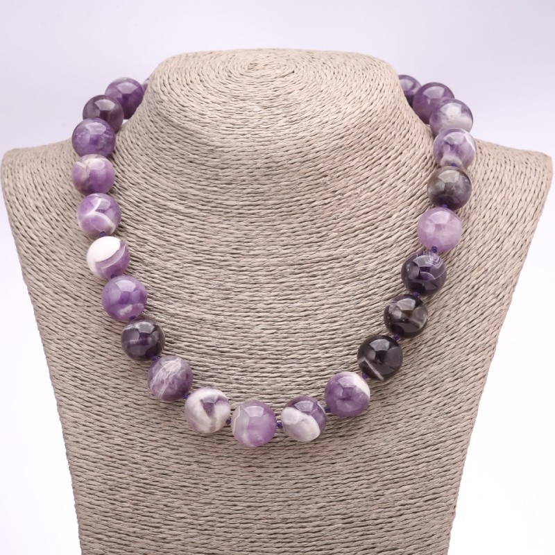 Amethyst Chevron Smooth Round Beads Necklace, 16+-mm diameter, 45 cm length
