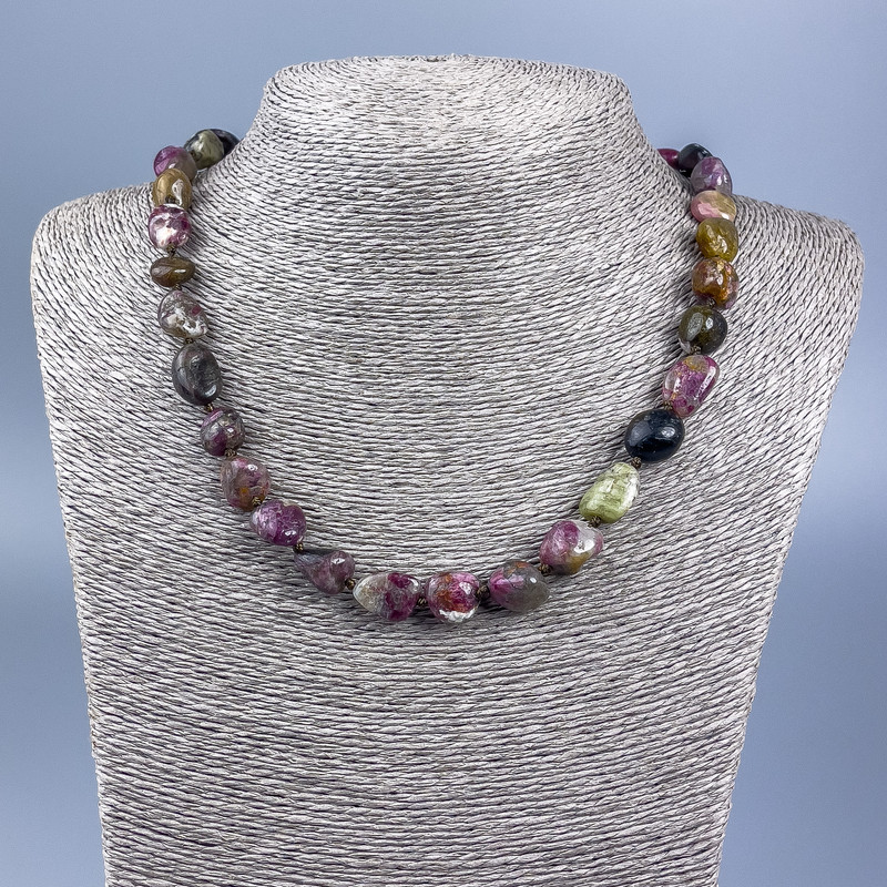 Necklace of natural gemstone Turmaline cabochon, diameter 12×10mm±, length 50cm ±