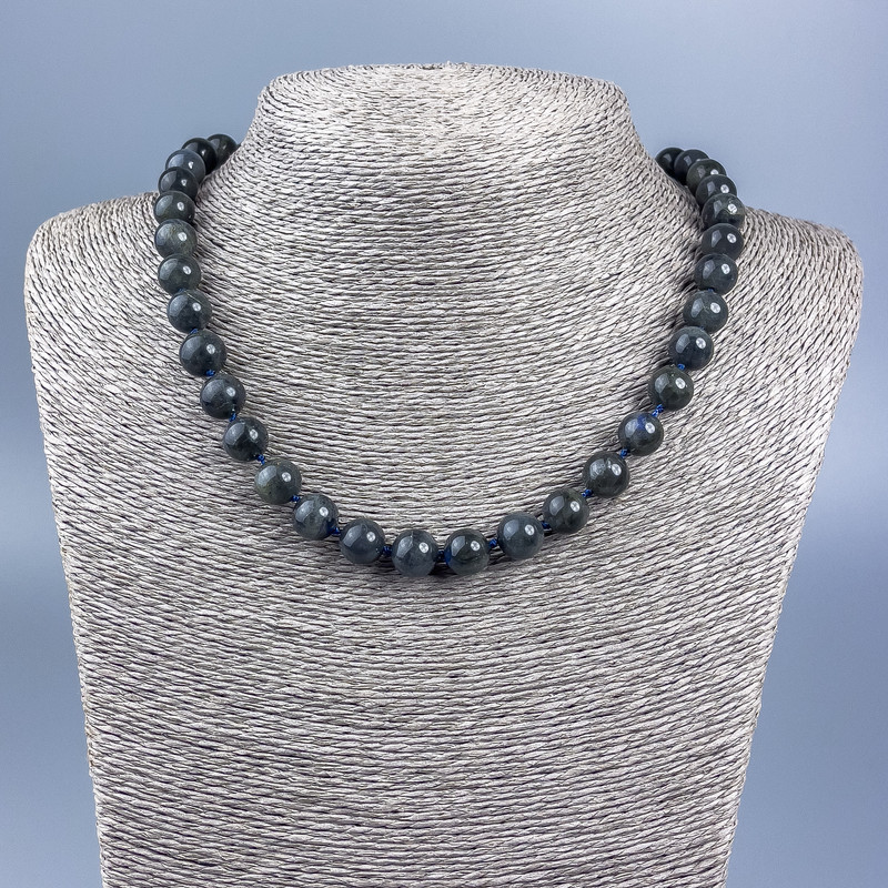 Necklace made of natural labradorite, smooth beads, 10mm diameter, length 46 cm plus