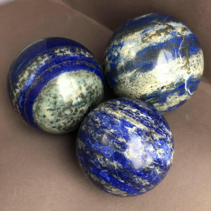 Lazurite Souvenir Globe assortment, sizes, weight from 230g (price per 100 g) (per 100 g)