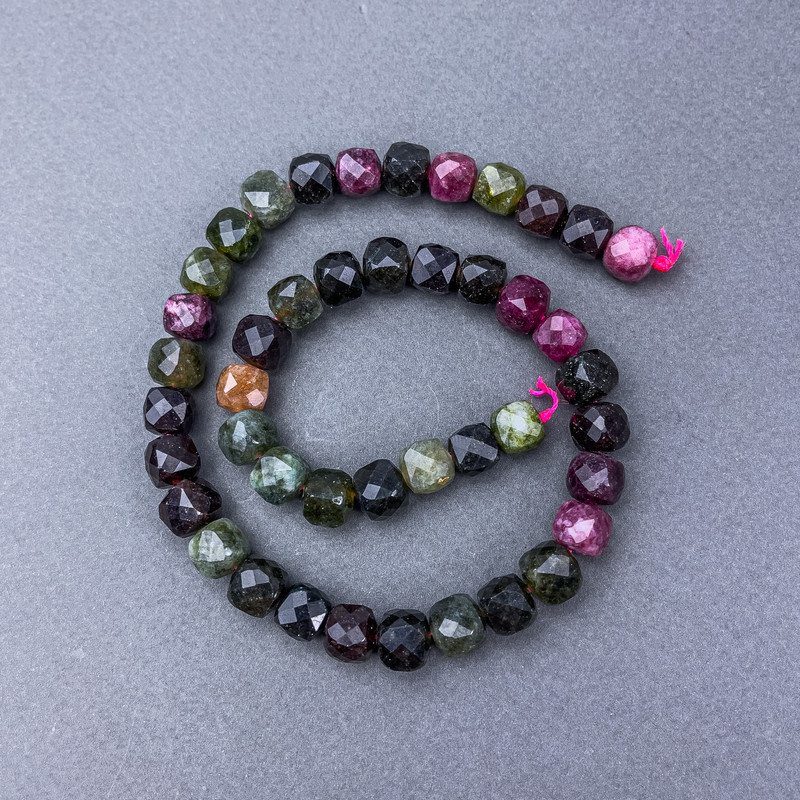 Tourmaline natural stone faceted cube beads on thread, diameter 9×9 mm ±, length 38 cm ±