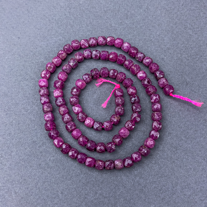 Ruby Beads Natural Gemstone Faceted Cube on Thread, 4x4 mm ±, Length 39 cm ±