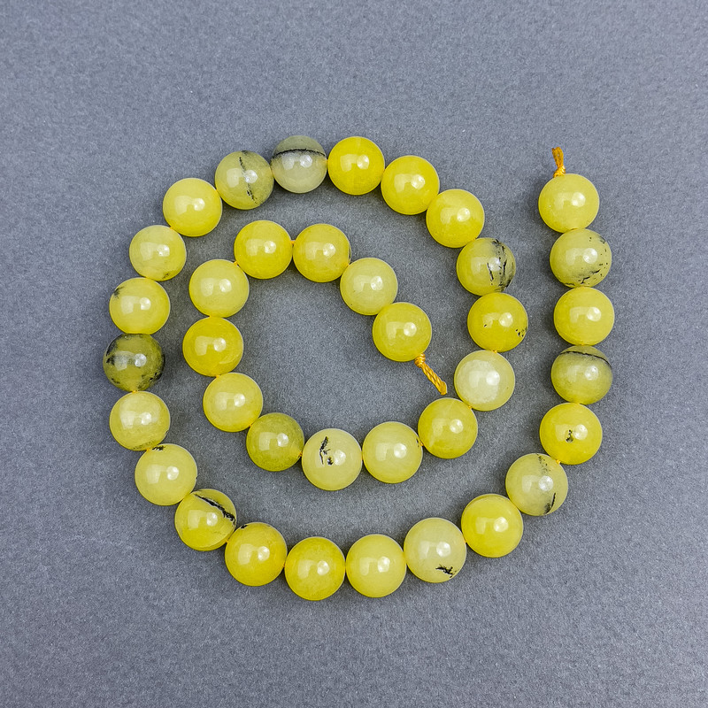 Yellow Turquoise Beads smooth round 10 mm ± on thread, length 38 cm+