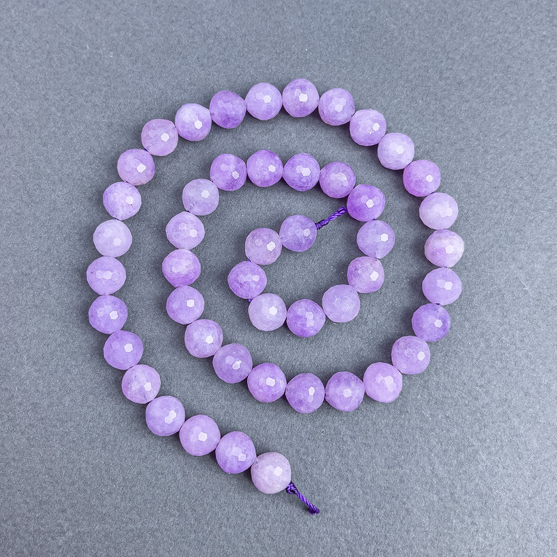 Lavender Amethyst Natural Stone Beads, Faceted Round Beads 8 mm ± on Thread, 39 cm+ Length