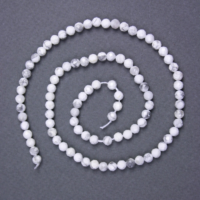 Howlite Beads Natural Stone Faceted Round 4 mm± on Thread, 39 cm±