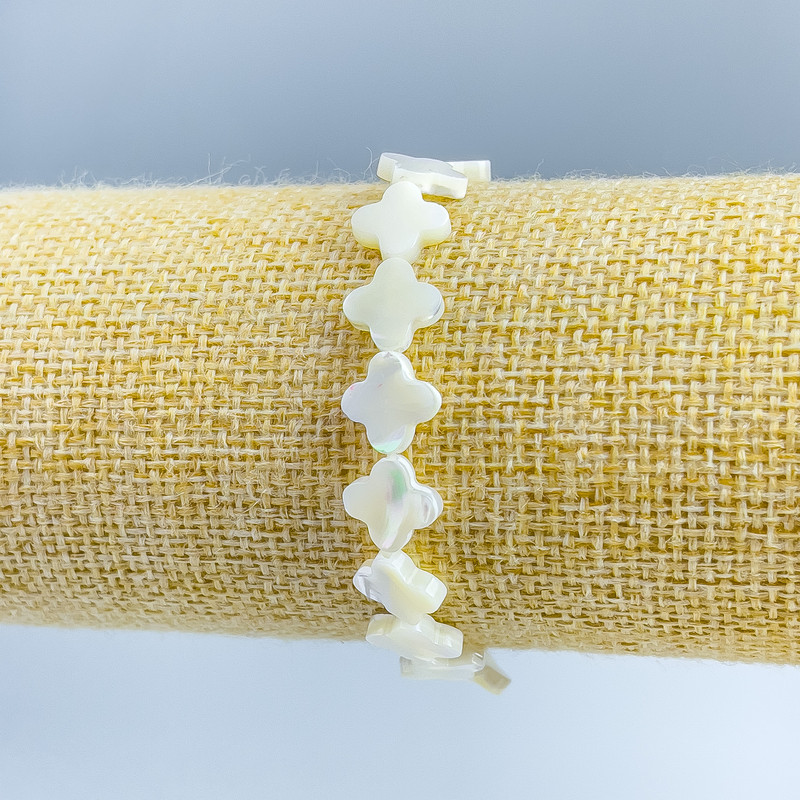 Bracelet, Mother of Pearl Clover, diameter 10x10x2, 5mm+-, length 18 cm (stretch)