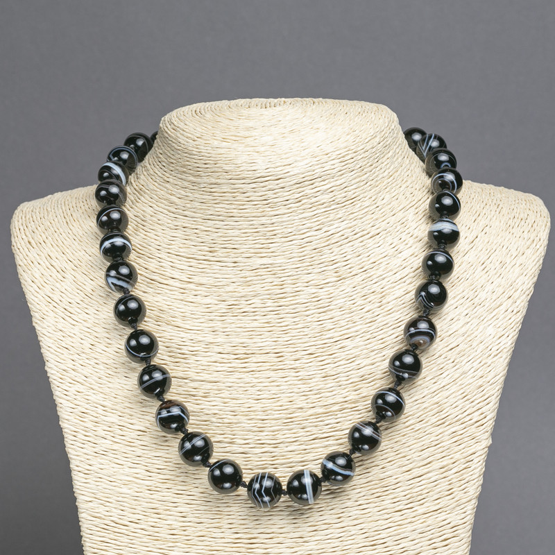 Necklace of natural agate beads, smooth ball shape, diameter 12 mm, length 45 cm