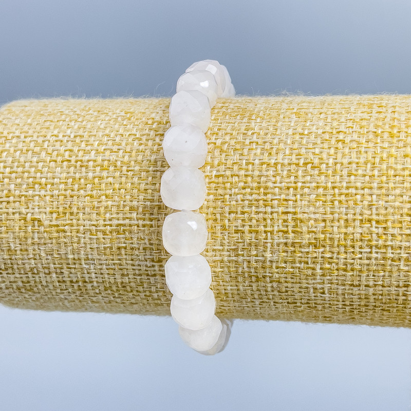 Bracelet Mountain Crystal Natural Stone Faceted Cube, diameter 9x9mm, length 18cm (stretch)