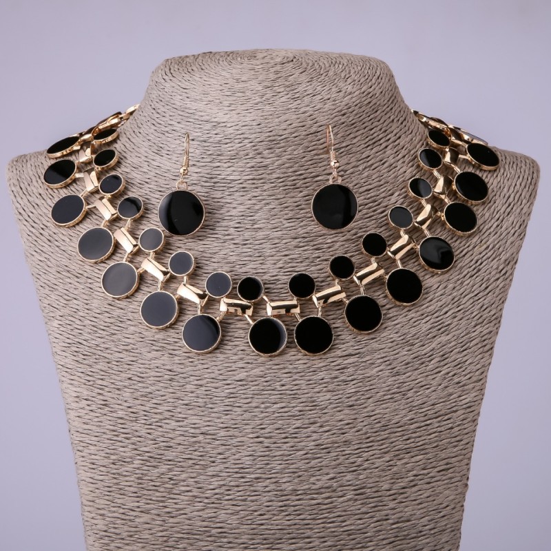 Necklace Set with Gate Pendant and Earrings in Black Enamel, 45 cm