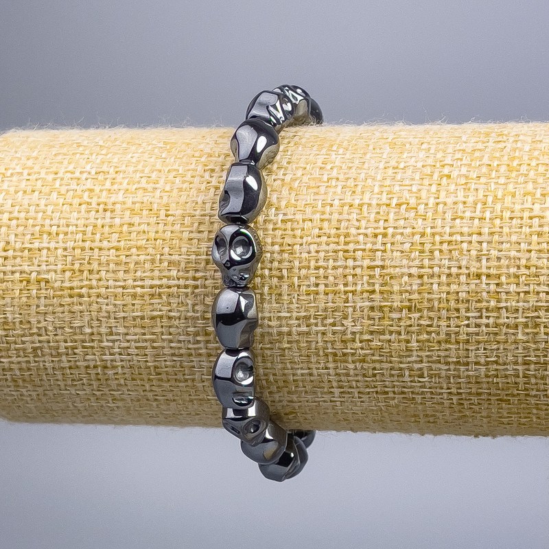 Hematite Bracelet 'Skull', diameter 8x10x7, 5mm+-, length 18 cm (stretch)