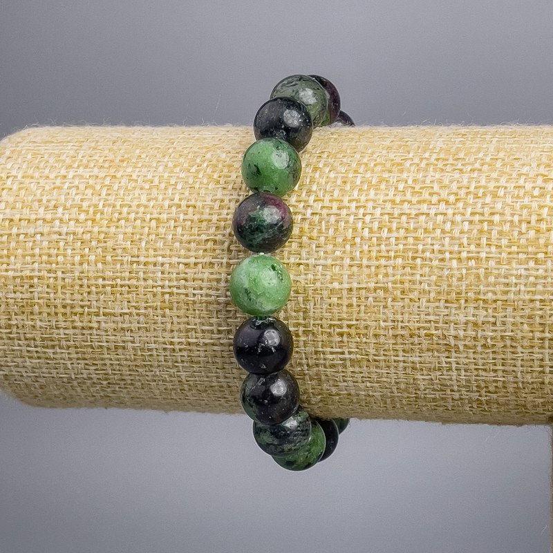Bracelet with Zoisite beads Smooth round bead diameter 10+-mm, length 18 cm stretch