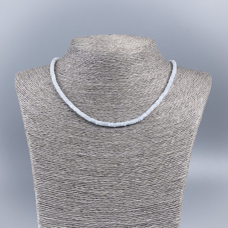 Necklace-Choker with Natural Mother-of-Pearl (toned) white cool smooth rondel diameter 4×2 mm±, length 48 cm±