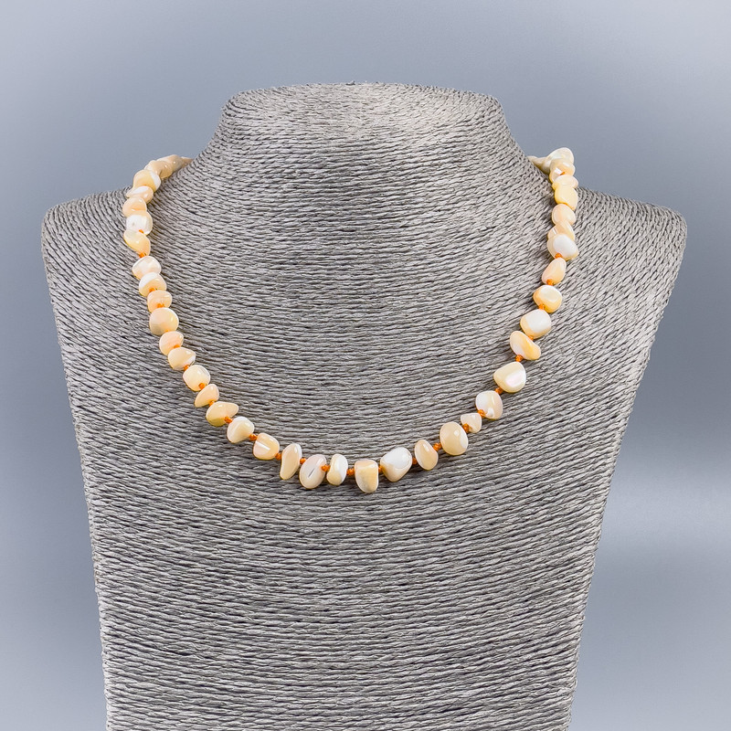 Necklace made of natural mother-of-pearl (toned) carrot shard, diameter 8mm ±, length 50cm ±