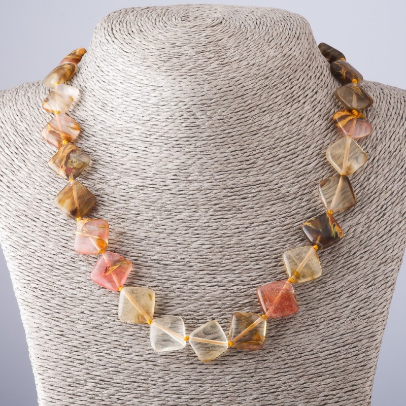 Chalcedony Necklace Rhombus, Length 47cm, Diameter 14x14mm