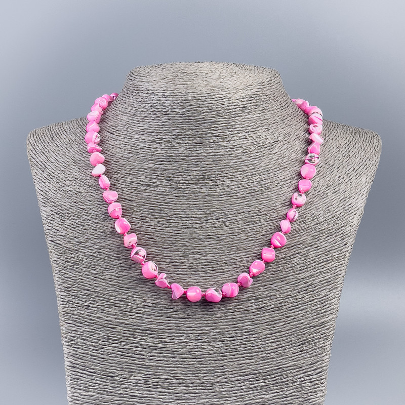 Necklace made of natural pink-toned mother-of-pearl, rounded faceted beads, 8mm diameter ±, length 48cm ±