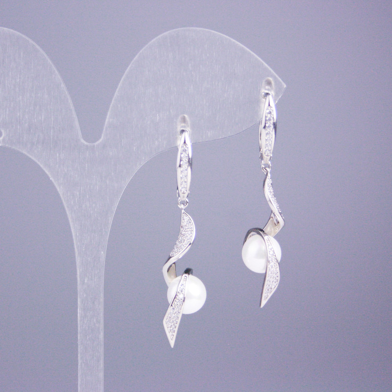 Xuping Rhodium Earrings with White Crystals and Mallorca Pearl 44x10mm+
