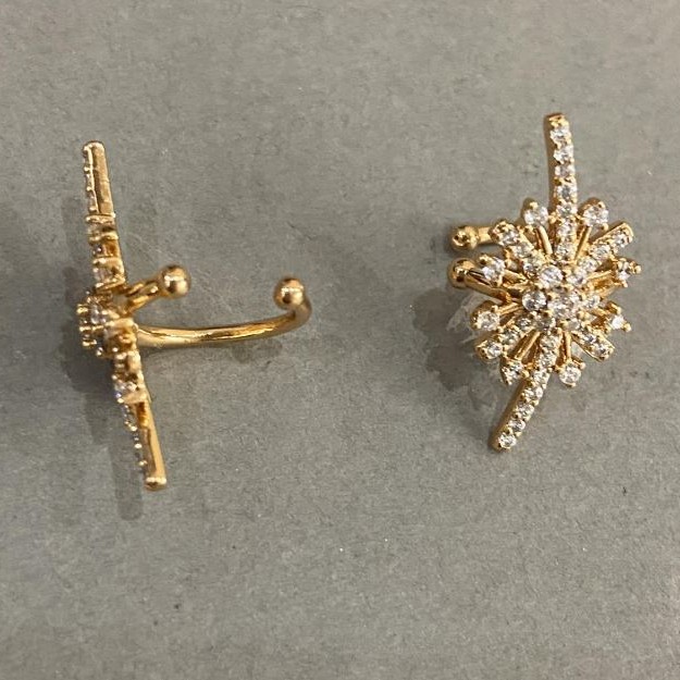 Kaf Xuping 18K Gold Plating with White Crystals Star, 20x10mm diameter+