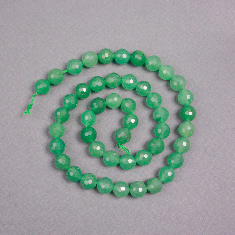 Jade Beads on Thread Natural Jade Gemstone Faceted Sphere, diameter 8mm±, thread length 39cm±