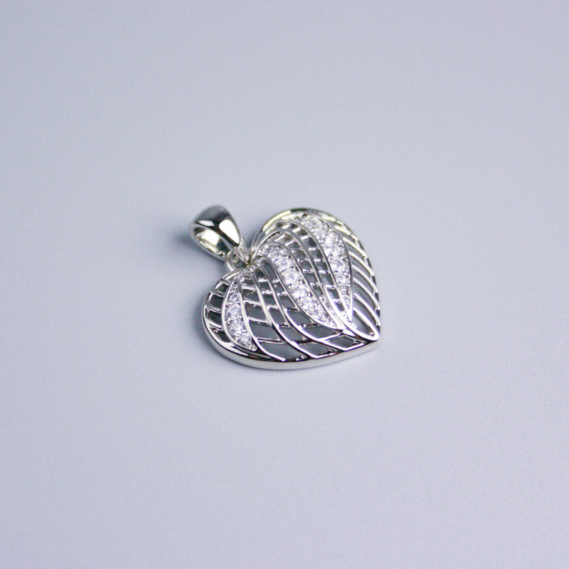 Xuping Rhodium-Plated Heart Pendant with White Crystals 15x17 mm+
