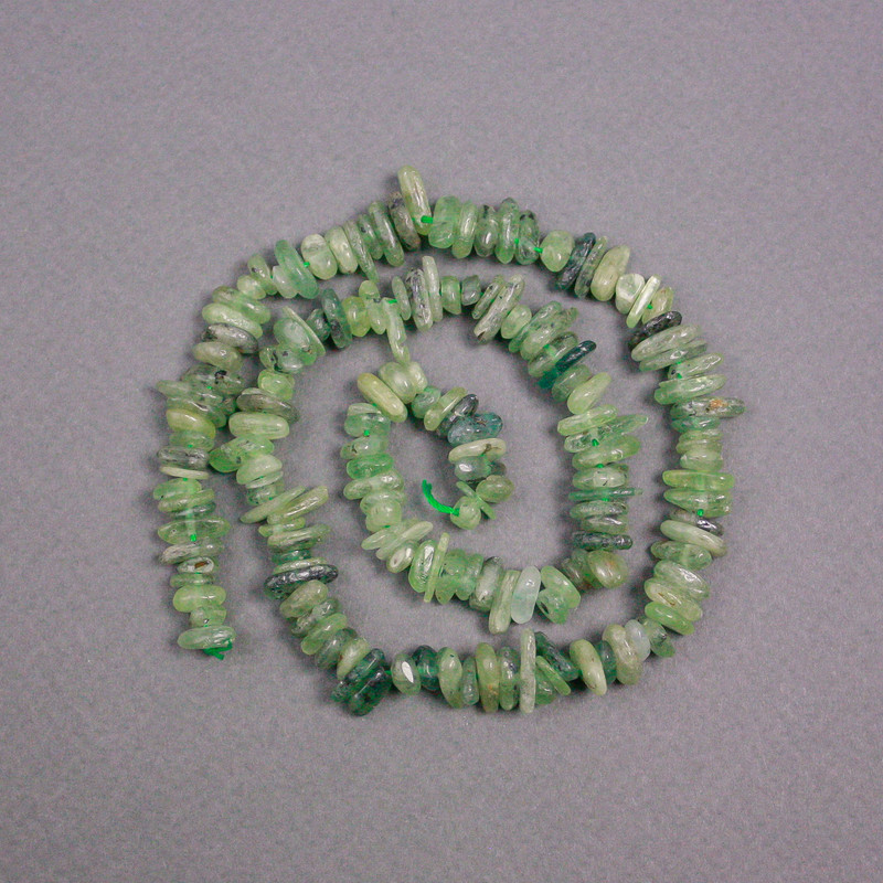 Prehnite Beads, natural stone chip, diameter 8×2 mm±, length 40 cm± on thread