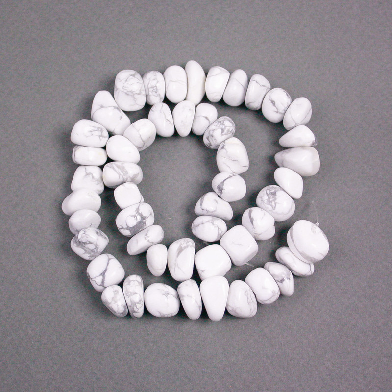 Howlite Beads on Thread Natural Howlite Beads Tumbled Assorted Sizes, diameter 14x10-11x8mm ±, length 39cm ±