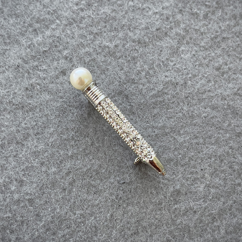Brooch Pen with White Rhinestones and Pearl, Silver Metal 37×6 mm+