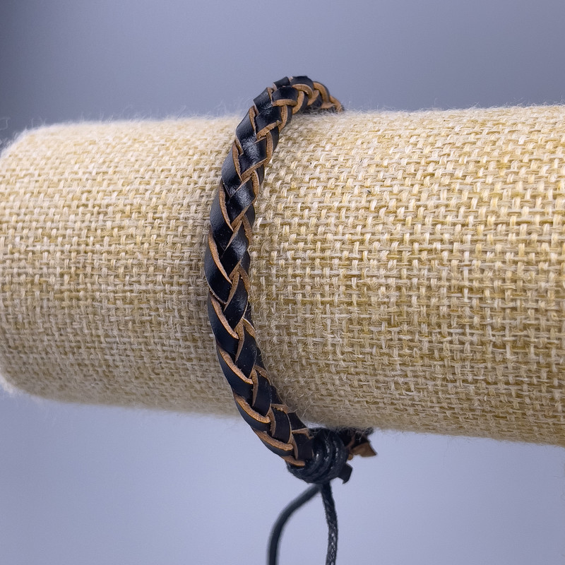 Bracelet, length 18-25 cm, thickness 7 mm, eco leather, color black, with slider