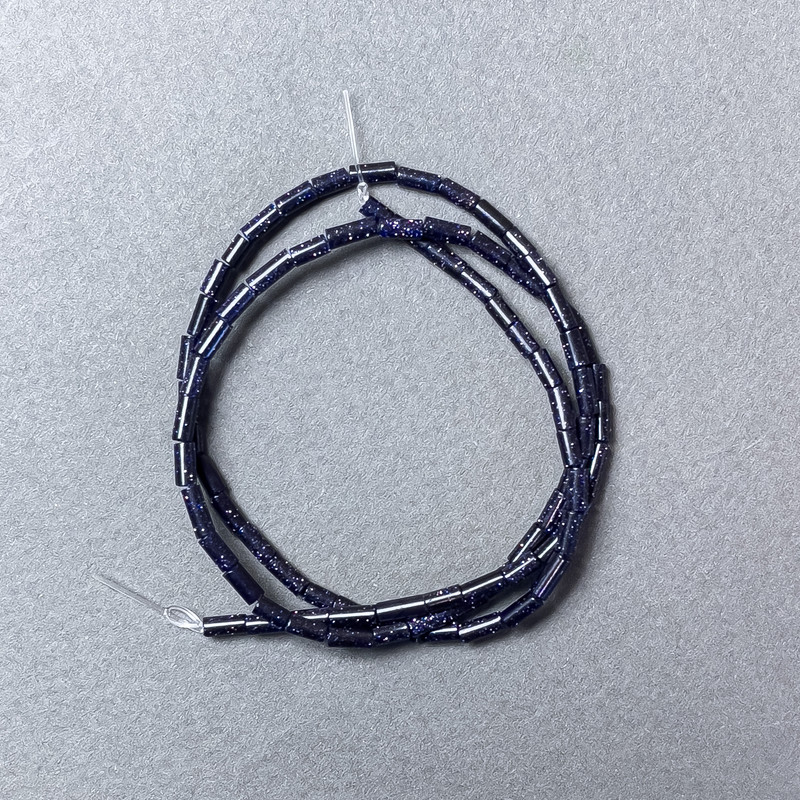Adventurine Beads "Night of Kaïra" cut 2x4mm, thread length about 38 cm