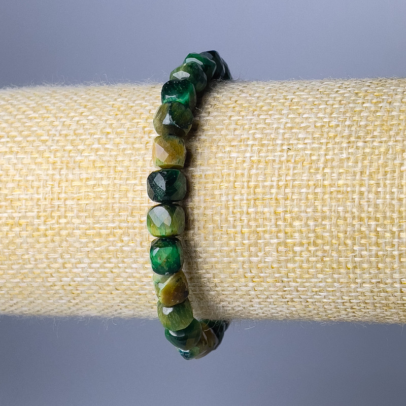Bracelet Green Cat's Eye Natural Stone Beaded Cube, diameter 7mm±, length 18cm (stretch)