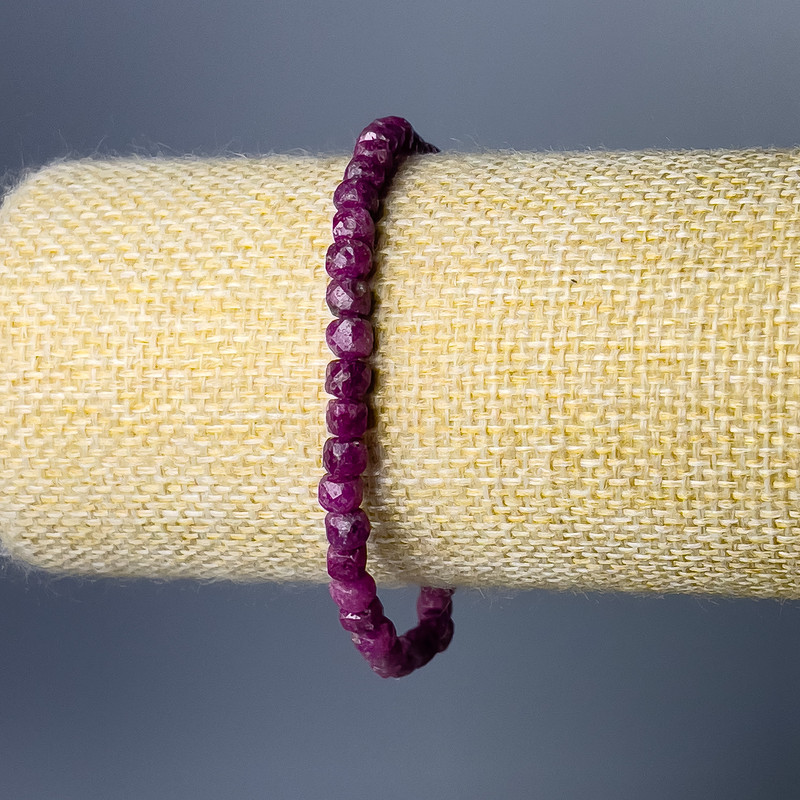 Bracelet Ruby Natural Stone Faceted Cube, diameter 4mm±, length 18cm (stretch)