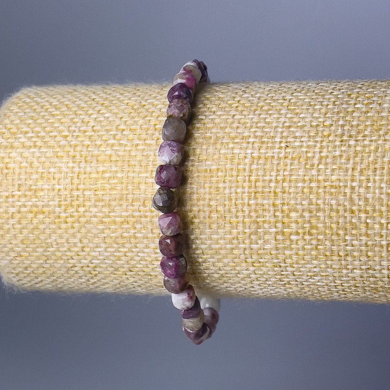 Bracelet, Natural Tourmaline, faceted cube beads, 5mm diameter, stretch 18cm