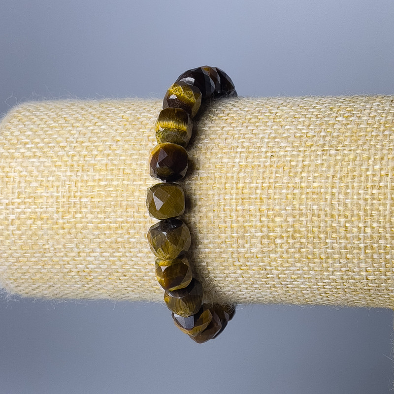 Tiger's Eye Bracelet, Natural Stone, Faceted Cubes, 8.5mm±, Length 18 cm (stretch)