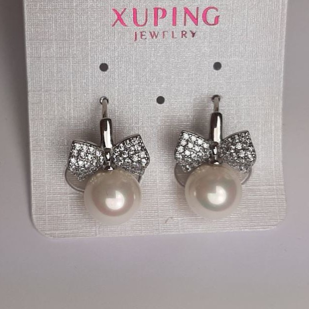 Xuping Earrings with Mallorca white pearl bead and white crystals, diameter 10mm, length 19mm, rhodium