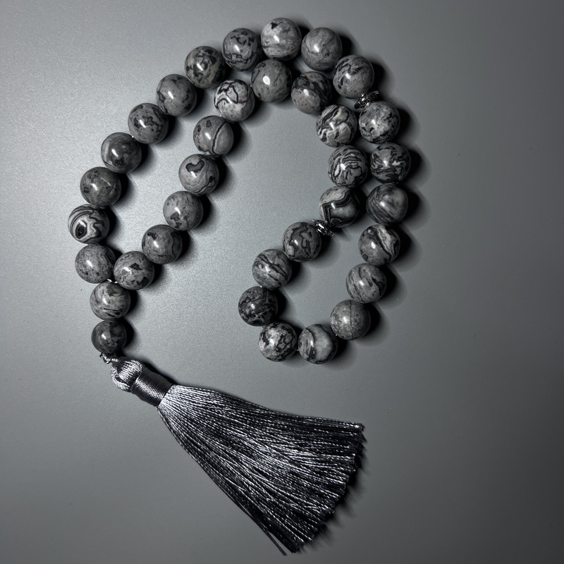 Jade Oceanic Gray Aquamarine (artificial acrylic) smooth ball beads 12mm diameter, 33 beads, with metal insets