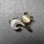 Brooch Cat White Cat's Eye Pearl, White Pearlescent, Gold-tone Metal 28x23mm